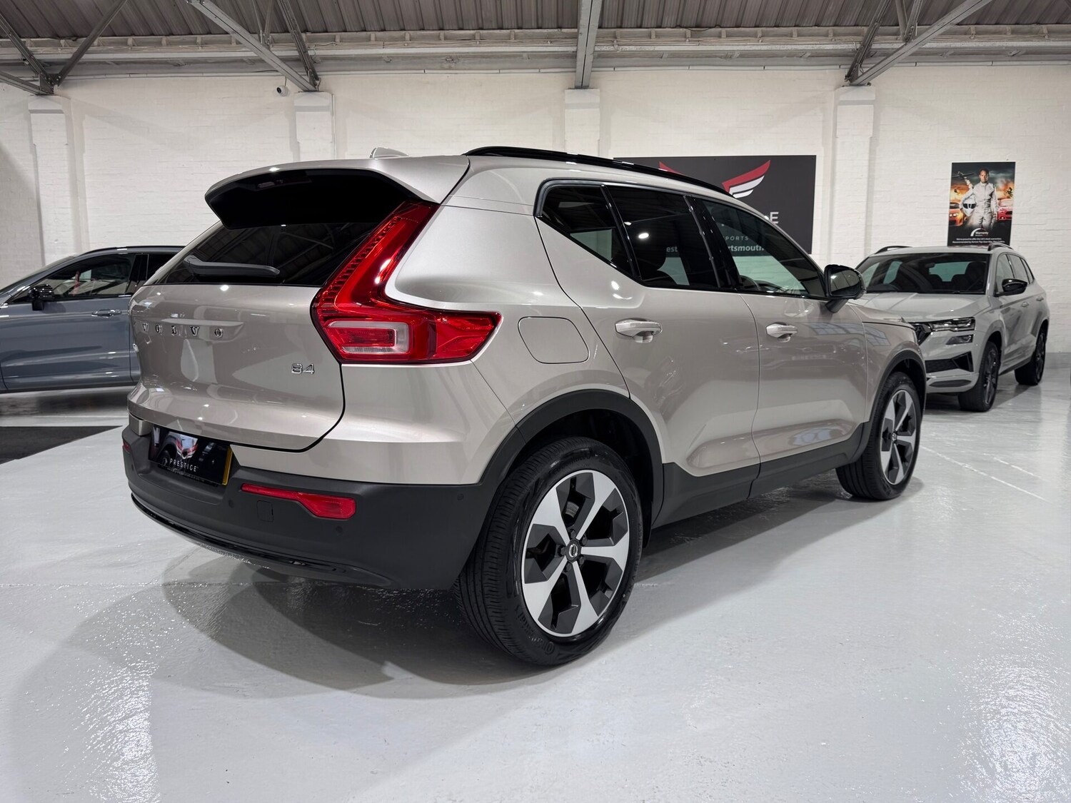 Used Volvo XC40 2022 for sale - 76615687: Photo 15