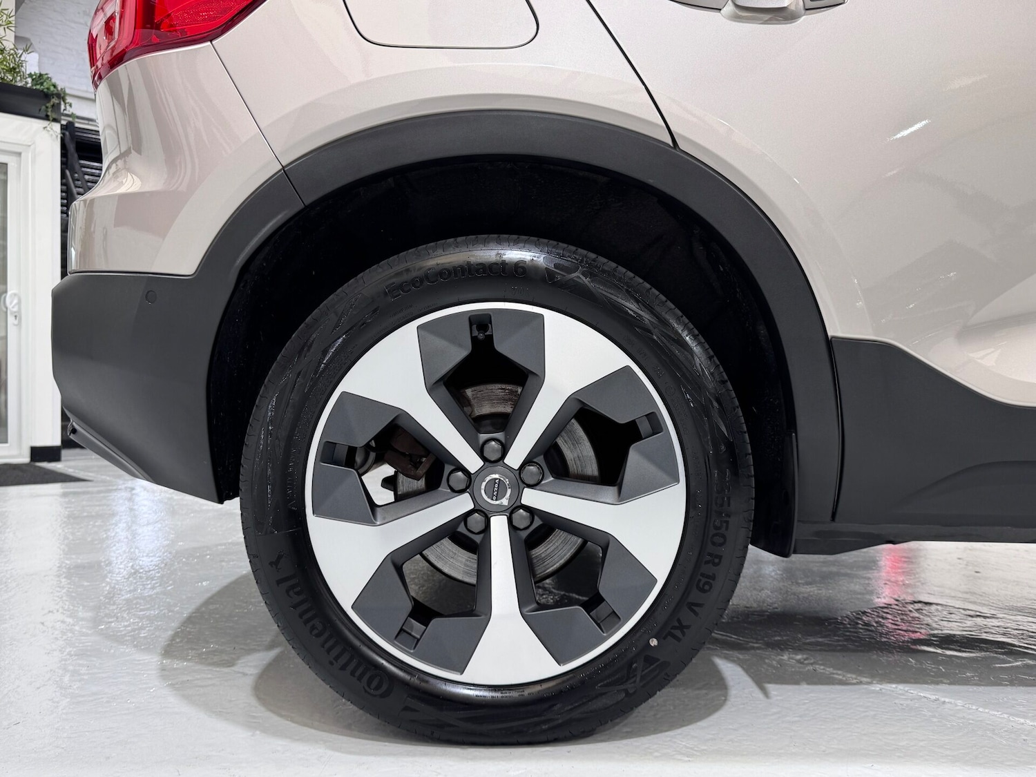 Used Volvo XC40 2022 for sale - 76615687: Photo 17