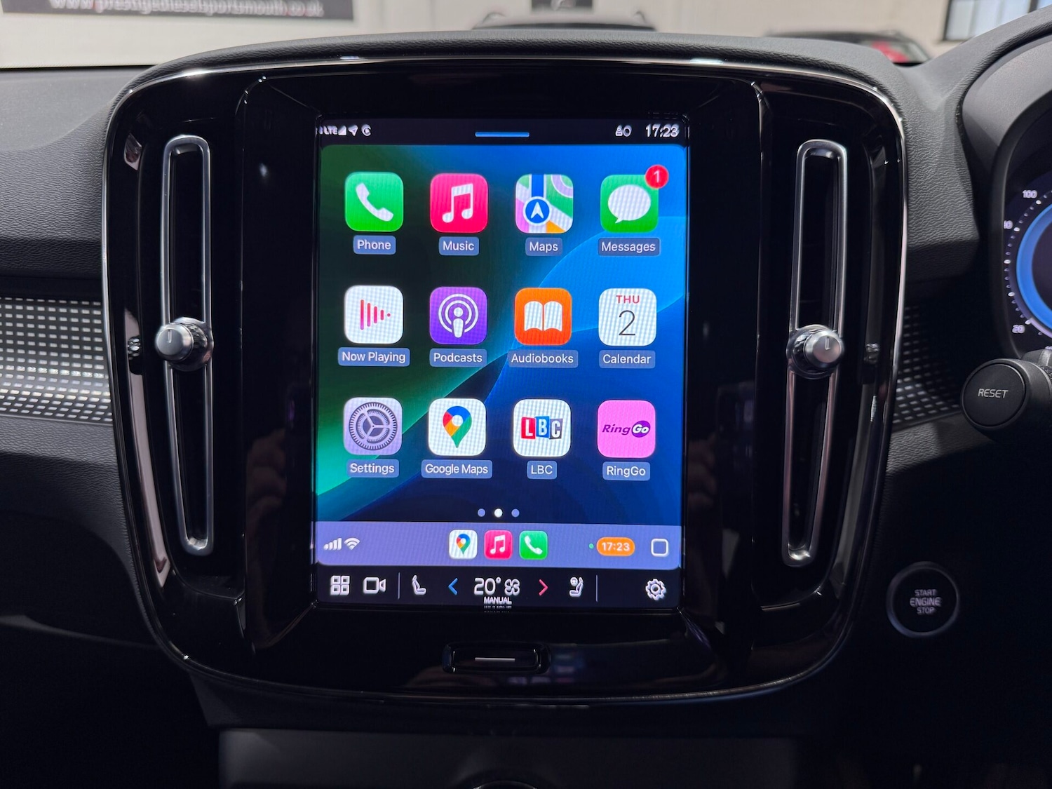 Used Volvo XC40 2022 for sale - 76615687: Photo 5