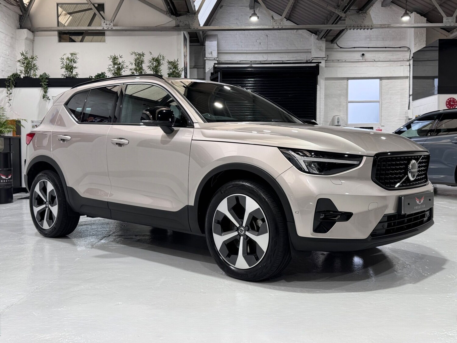 Used Volvo XC40 2022 for sale - 76615687: Photo 7