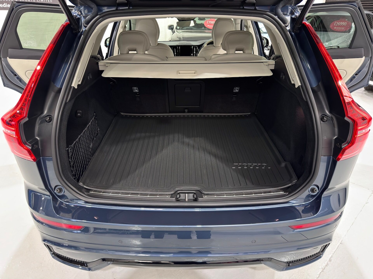 Used Volvo XC60 2023 for sale - 78122878: Photo 25