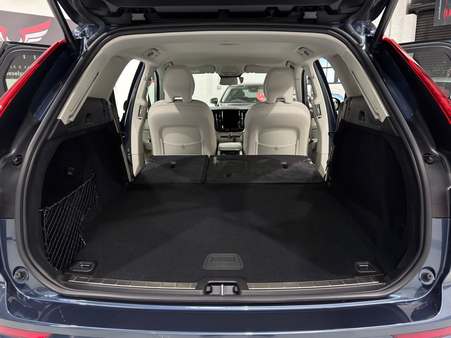 Used Volvo XC60 2023 for sale - 78122878: Photo 28