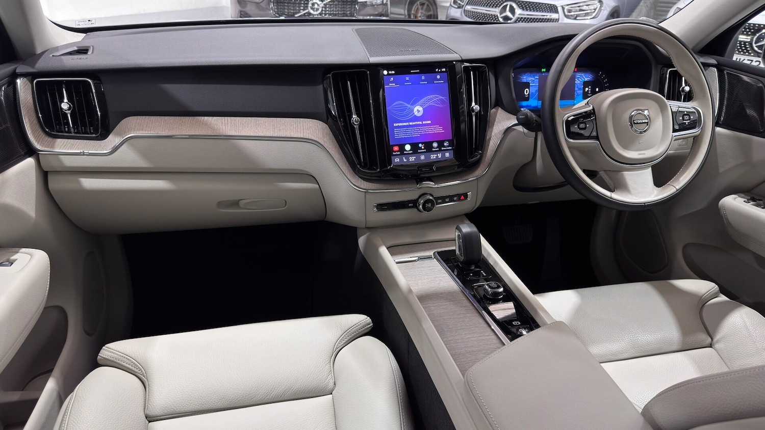 Used Volvo XC60 2023 for sale - 78122878: Photo 30