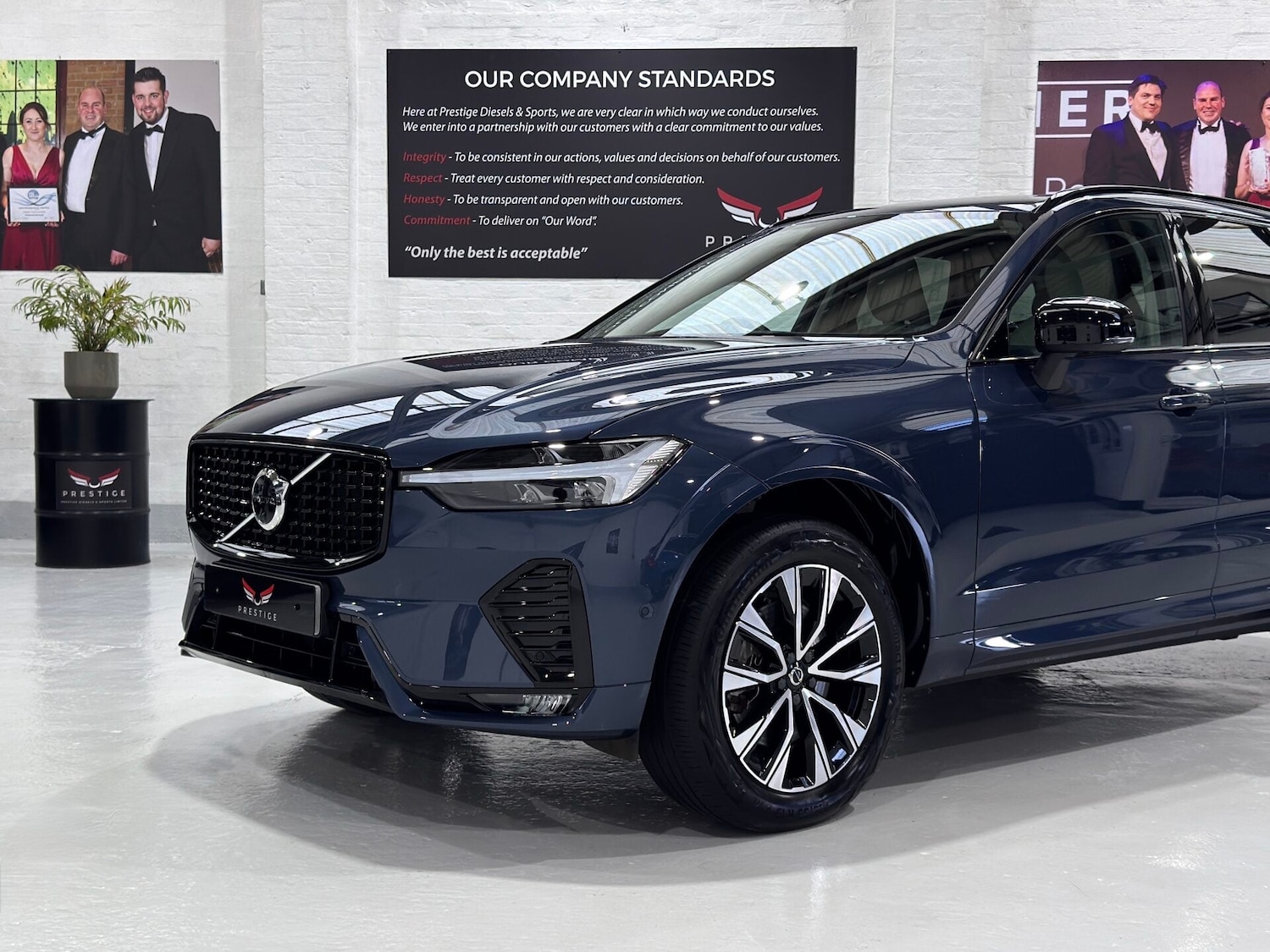 Used Volvo XC60 2023 for sale - 78122878: Photo 9