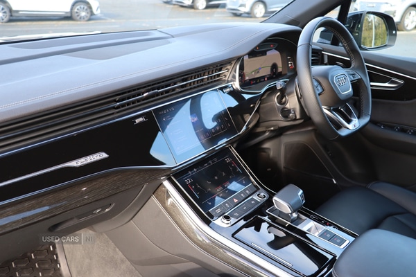 Used Audi Q7 2024 for sale - 76359447: Photo 3