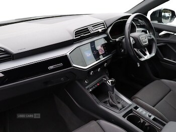 Used Audi Q3 2021 for sale - 76998552: Photo