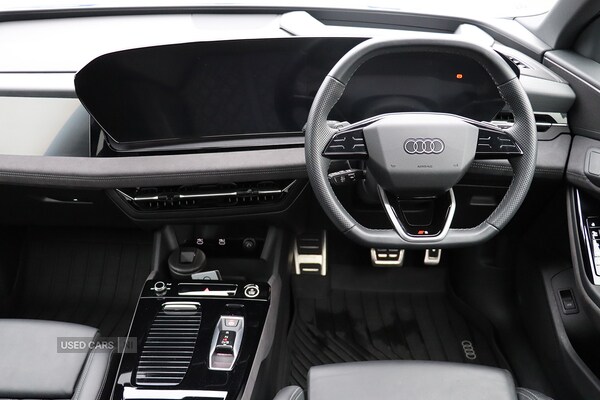 Used Audi e-tron 2024 for sale - 76308344: Photo 5