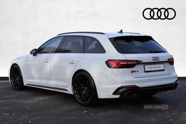 Used Audi RS4 2022 for sale - 76486077: Photo 2