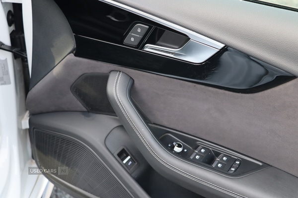 Used Audi RS4 2022 for sale - 76486077: Photo 25