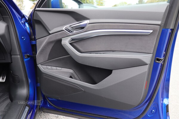 Used Audi Q8 2023 for sale - 76228230: Photo 25