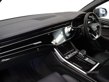 Used Audi Q8 2025 for sale - 79034694: Photo