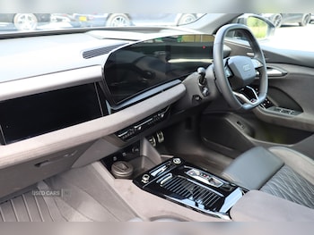Used Audi e-tron 2024 for sale - 75578806: Photo