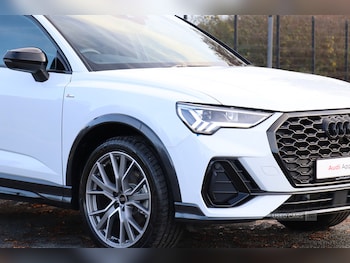 Used Audi Q3 2025 for sale - 77525608: Photo