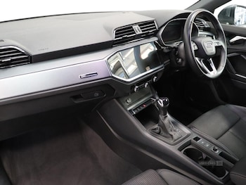 Used Audi Q3 2023 for sale - 78810795: Photo