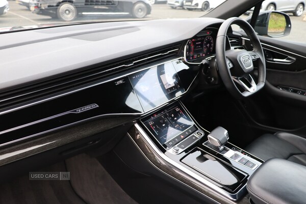 Used Audi Q7 2022 for sale - 76787169: Photo 8