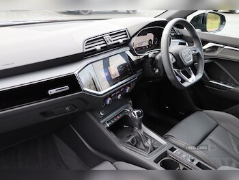 Used Audi Q3 2025 for sale - 76473974: Photo