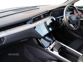 Used Audi e-tron 2022 for sale - 77511578: Photo