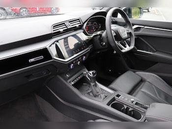 Used Audi Q3 2024 for sale - 75601701: Photo