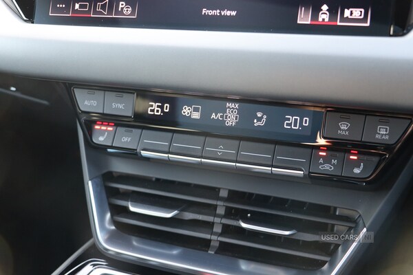 Used Audi e-tron 2023 for sale - 76702606: Photo 4