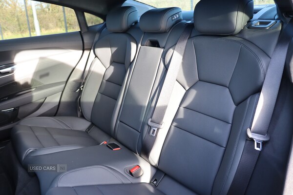 Used Audi e-tron 2023 for sale - 76702606: Photo 42