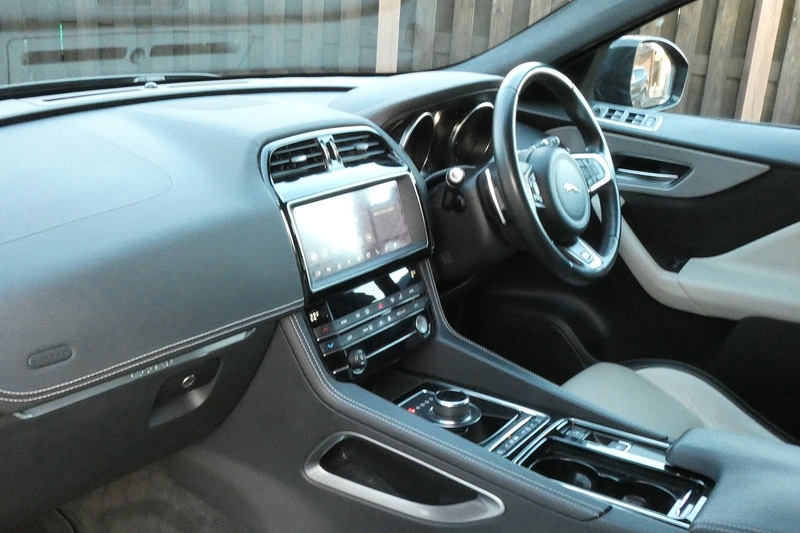 Used Jaguar F-Pace for sale - 76663647: Photo 11