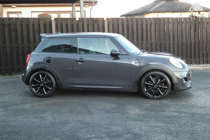 Used MINI Hatch 2015 for sale - 76969748: Photo 2