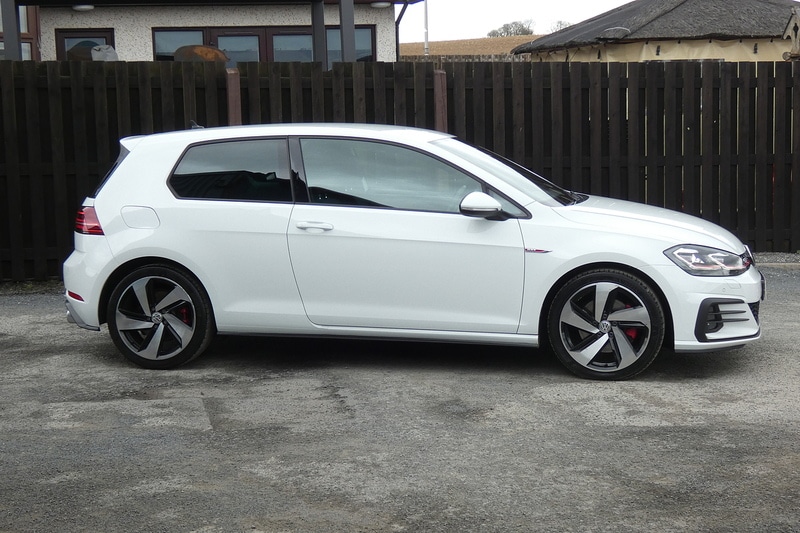 Used Volkswagen Golf 2017 for sale - 78173384: Photo 2