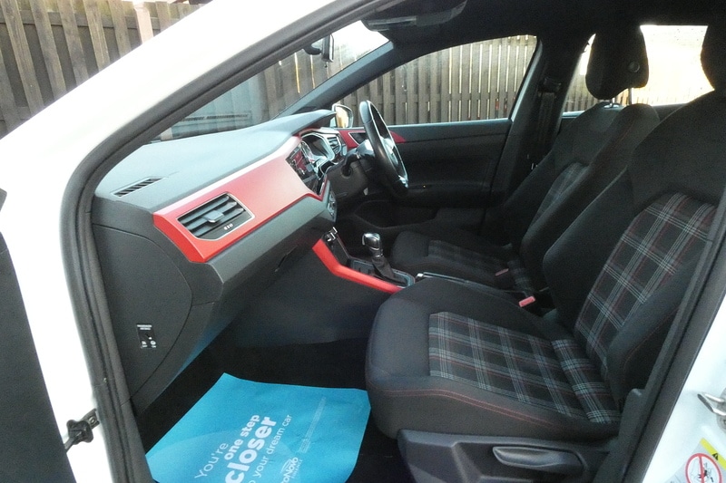 Used Volkswagen Polo 2018 for sale - 76605304: Photo 11