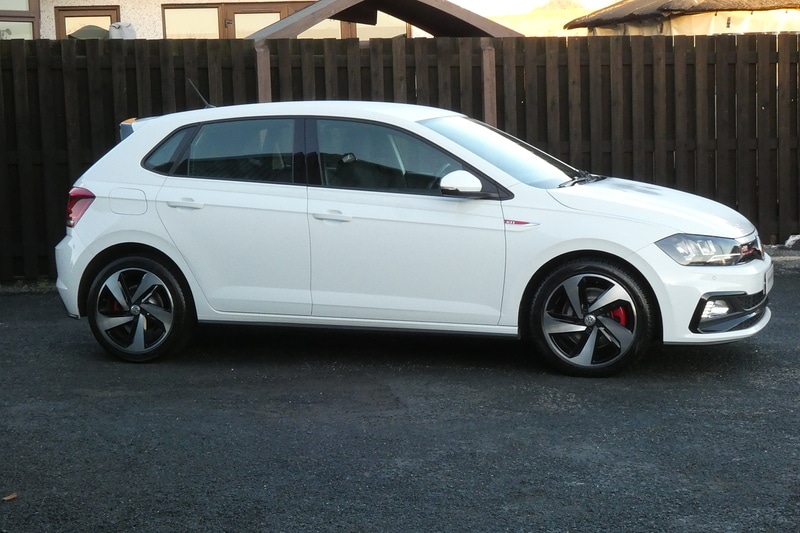 Used Volkswagen Polo 2018 for sale - 76605304: Photo 2