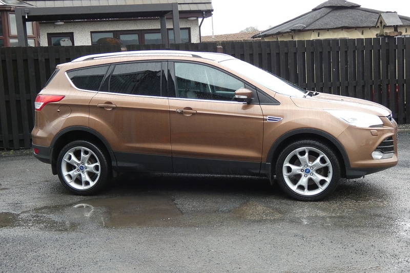Used Ford Kuga 2013 for sale - 77432629: Photo 2