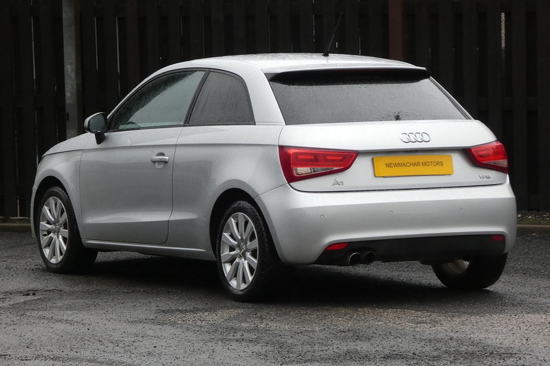 Used Audi A1 2011 for sale - 77475628: Photo 4