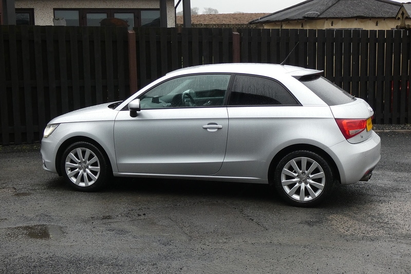 Used Audi A1 2011 for sale - 77475628: Photo 5