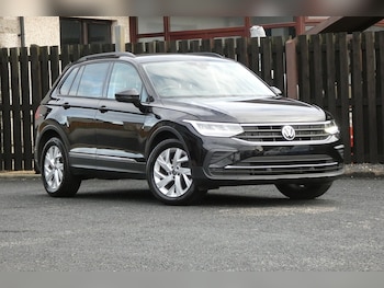 2021 - TSI Life 5-Door