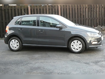 Used Volkswagen Polo 2015 for sale - 77153958: Photo