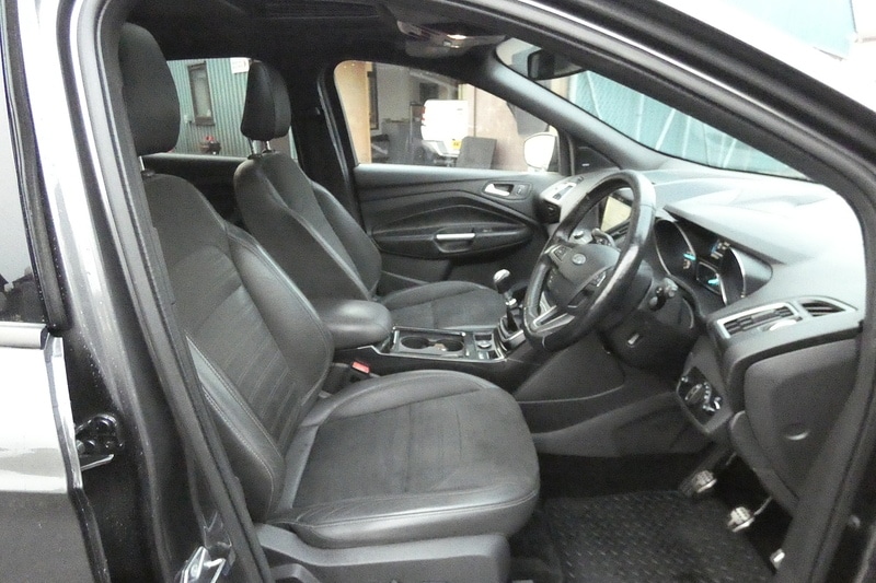 Used Ford Kuga 2017 for sale - 76437079: Photo 8