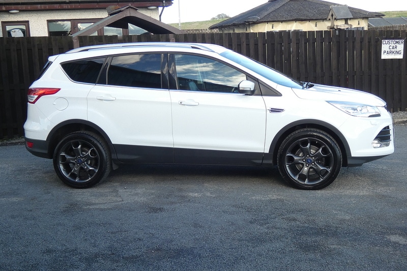 Used Ford Kuga 2016 for sale - 76346094: Photo 2