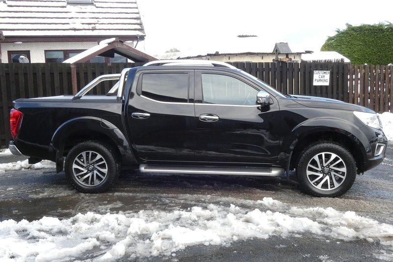 Used Nissan Navara 2018 for sale - 76626994: Photo 2