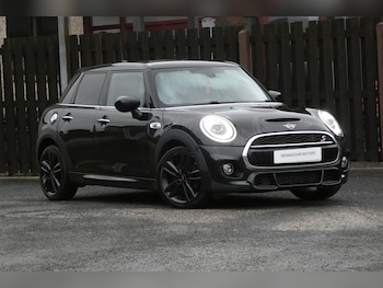 MINI Hatch feature image