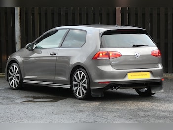 Used Volkswagen Golf 2016 for sale - 77104573: Photo