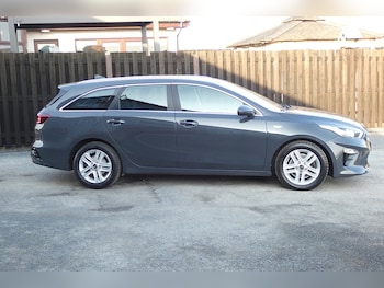 Used Kia Ceed 2019 for sale - 77704084: Photo