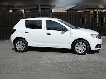 Used Dacia Sandero 2019 for sale - 79608335: Photo