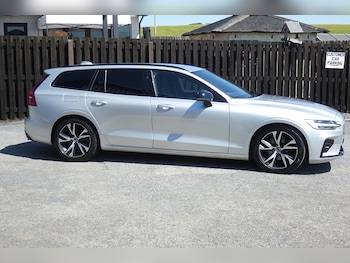 Used Volvo V60 2020 for sale - 79163524: Photo