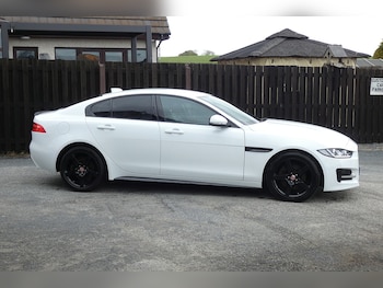 Used Jaguar XE 2019 for sale - 78519424: Photo