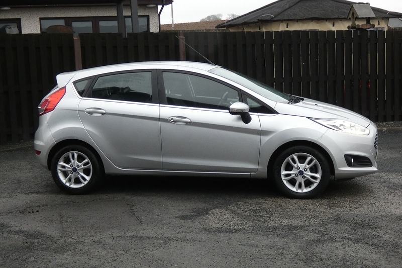 Used Ford Fiesta 2016 for sale - 77447087: Photo 2