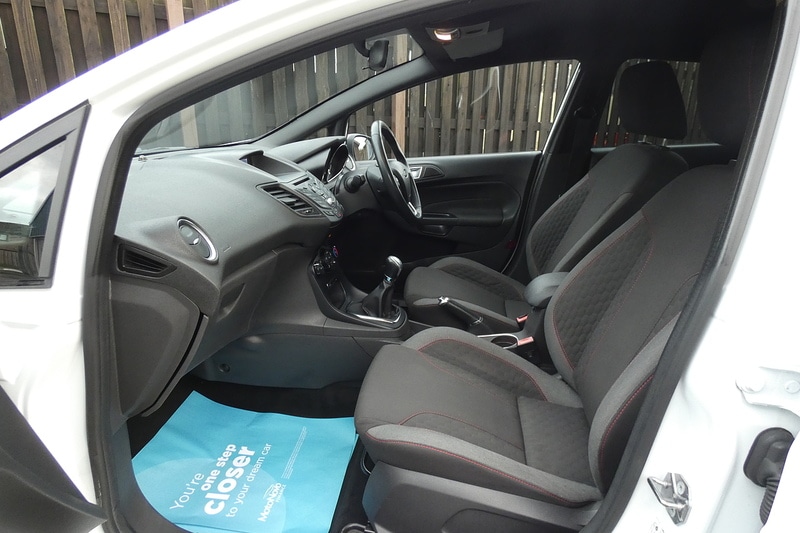 Used Ford Fiesta 2016 for sale - 76698957: Photo 10