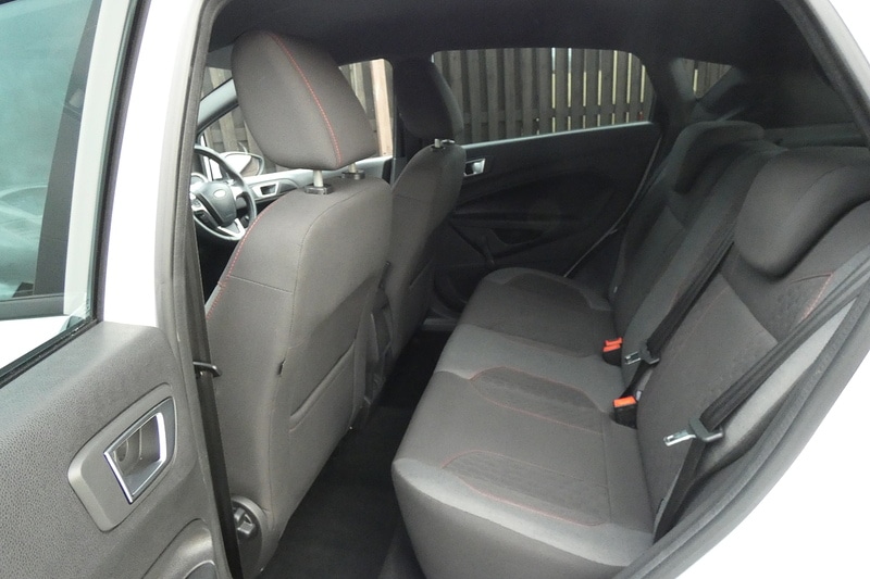 Used Ford Fiesta 2016 for sale - 76698957: Photo 12