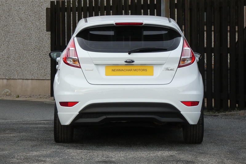 Used Ford Fiesta 2016 for sale - 76698957: Photo 3