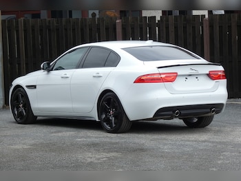 Used Jaguar XE 2019 for sale - 79435597: Photo