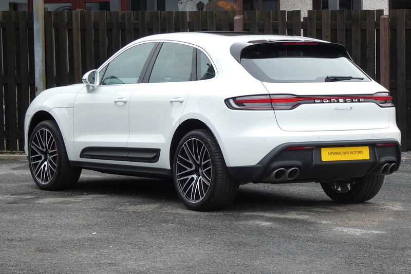 Used Porsche Macan 2023 for sale - 78122328: Photo 4