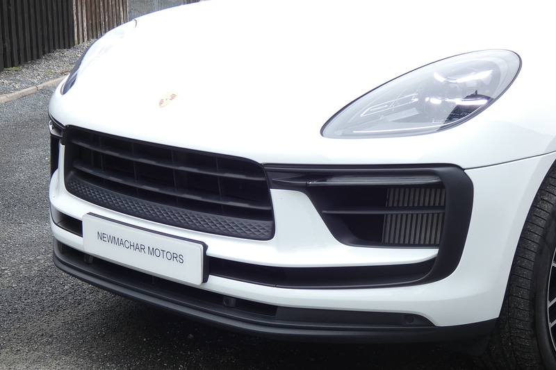Used Porsche Macan 2023 for sale - 78122328: Photo 6